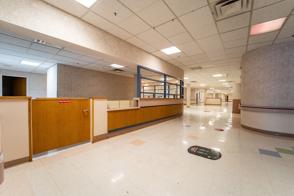Veterans Affairs Outpatient Clinic: 351 Hartnell Ave, Redding, CA 96002